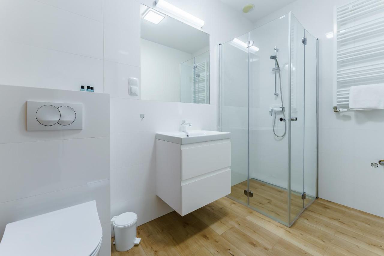 Apartament Morski Navigator By Holidaysun Колобжег Экстерьер фото